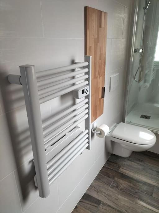 Logement Entier 3 Pieces Et Terrasse Mazieres-en-Gatine Exterior foto